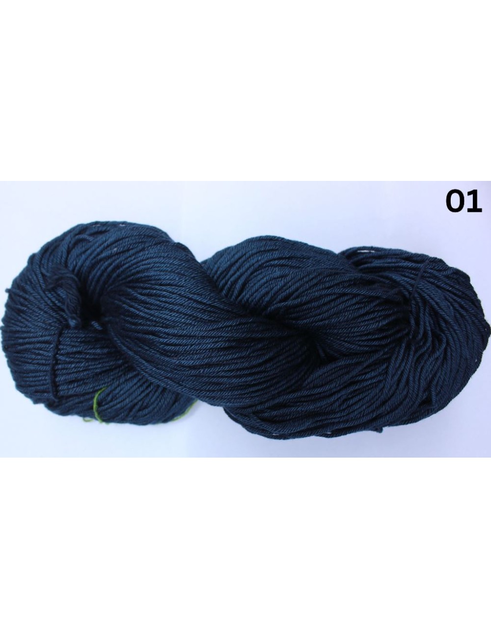 Download Silk Wool Yarn 66% Silk 34% Wool Fingering Weight / 3 Ply - SF13